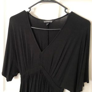NWOT Express V-Neck Maxi Dress